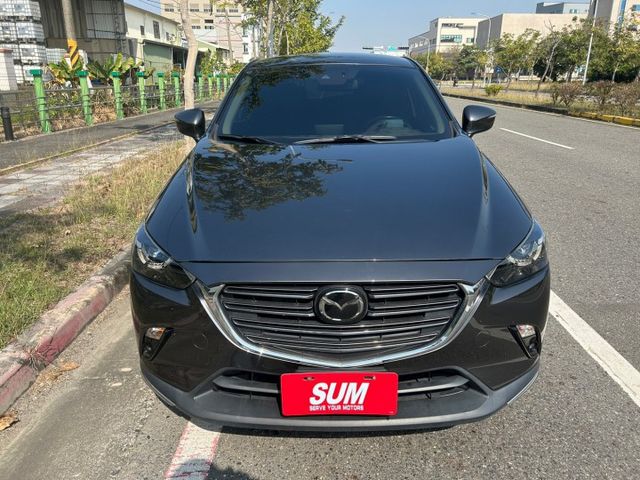 小改旗艦版/原鈑件/ACC跟車/抬顯/盲點/原廠衛星導航/LED頭燈/免鑰匙/倒車顯影/自動遠光燈  第2張相片