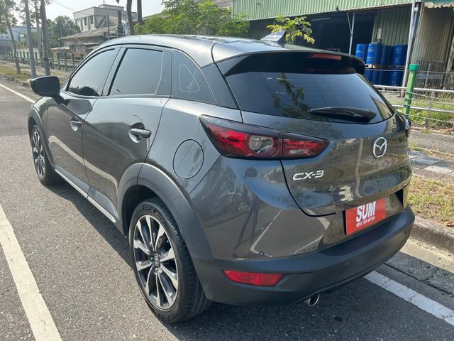 小改旗艦版/原鈑件/ACC跟車/抬顯/盲點/原廠衛星導航/LED頭燈/免鑰匙/倒車顯影/自動遠光燈  第6張相片