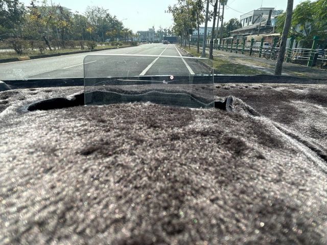 小改旗艦版/原鈑件/ACC跟車/抬顯/盲點/原廠衛星導航/LED頭燈/免鑰匙/倒車顯影/自動遠光燈  第15張相片