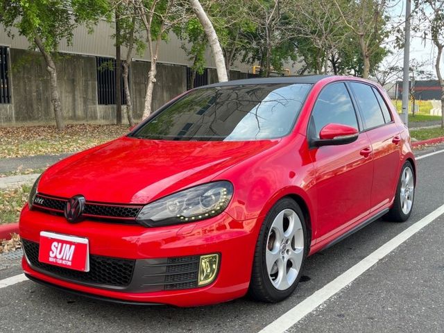 GTI/原鈑件/HID頭燈/天窗/換檔撥片/定速/閥門/底盤安靜無聲/倒車顯影/可全額貸款  第3張相片