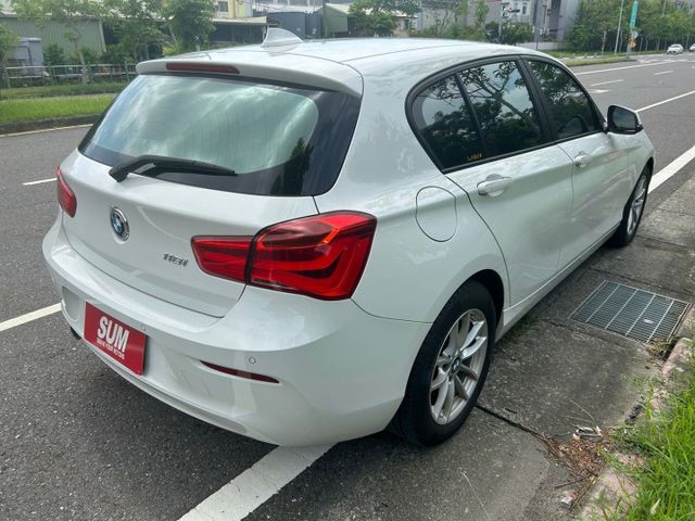 一手車/原鈑件/僅跑6萬/LED感應式頭燈/摸門解鎖/記憶電動椅/分區溫控/車道偏離警示/AEB緊急煞停  第7張相片