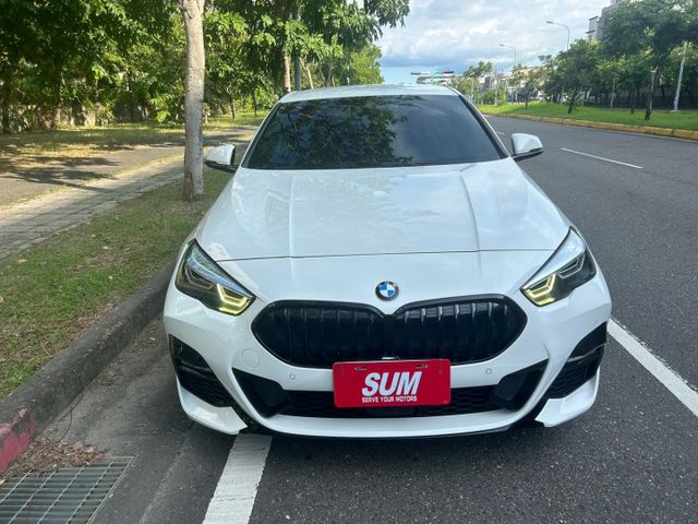 一手車/原鈑件/限量GC M版/虛擬數位儀錶/手機卡片鑰匙/ACC跟車/盲點/CARPLAY/M-SPORT專屬套件  第2張相片