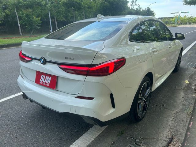 一手車/原鈑件/限量GC M版/虛擬數位儀錶/手機卡片鑰匙/ACC跟車/盲點/CARPLAY/M-SPORT專屬套件  第7張相片