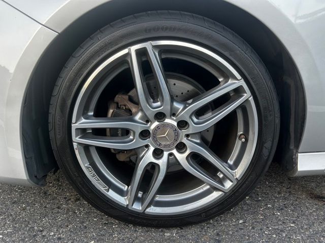 一手車/原鈑件/AMG/小改款/LED頭燈/換檔撥片/自動停車/倒車顯影/分區溫控/記憶電動跑車椅  第8張相片
