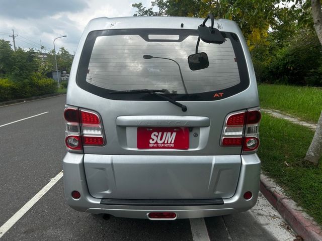 一手車/原鈑件/8人座/低里程僅跑7萬/可全額貸款  第6張相片