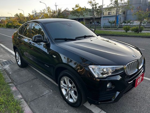 超級稀有選配5AT/一手車/原鈑件/原廠保養/360環景/摸門解鎖/記憶電動椅/換檔撥片/電尾門/中文導航/雙前電動椅  第1張相片