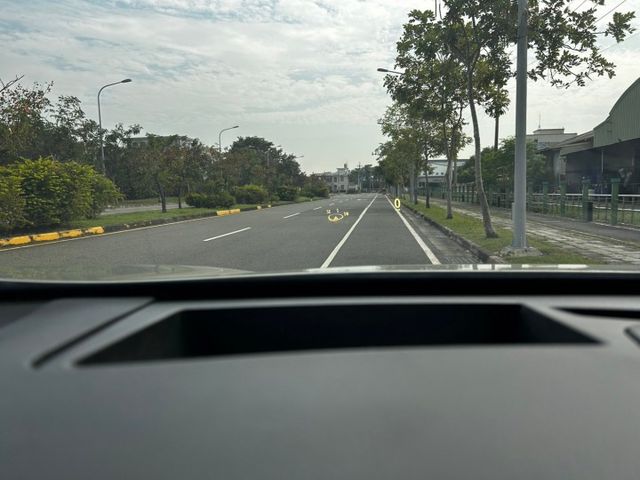 一手車頂級版/原鈑件/ACC跟車/AEB主動煞停/盲點/車偏/車道維持/LED頭燈/免鑰匙/天窗/抬顯  第12張相片