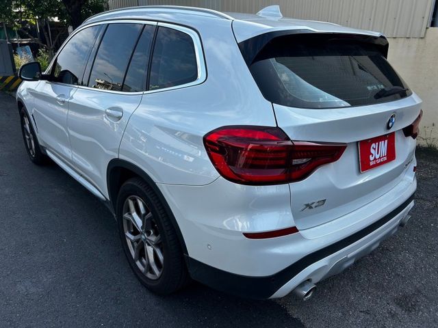 總代理/5AT/原鈑件/KEYLESS GO/LED頭燈/數位虛擬儀錶/雙前電動椅/電尾門  第5張相片