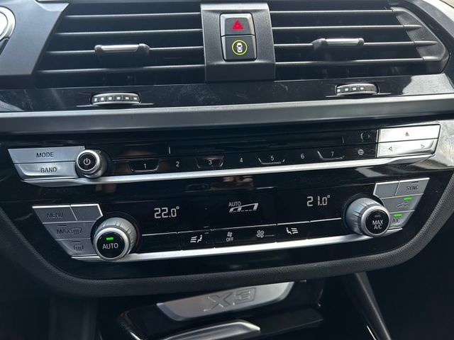 總代理/5AT/原鈑件/KEYLESS GO/LED頭燈/數位虛擬儀錶/雙前電動椅/電尾門  第13張相片