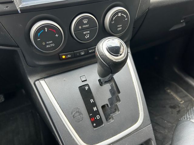一手車/5+2家庭首選用車/定速/滑門/後座出風口/低里程/輪胎剛換新/可全額貸款  第11張相片