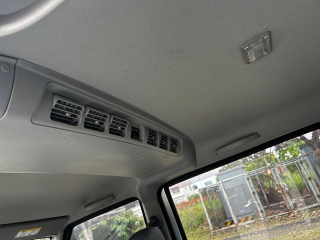 原鈑件/5人座可改貨車/內外氣氛不錯/可全額貸款  第13張相片