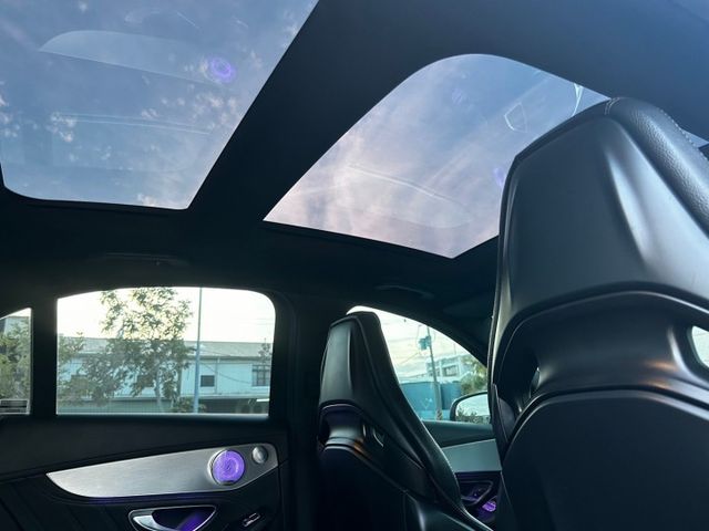總代理AMG C63/原鈑件/LED智慧型頭燈/摸門解鎖/盲點/360環景/自動停車/柏林之音/全景天窗/電尾門  第11張相片
