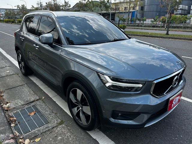 一手車/原鈑件/原廠保養/ACC跟車/數位儀錶/360環景/盲點/AEB緊急煞車/車道維持輔助/CARPLAY支援無線充  第1張相片