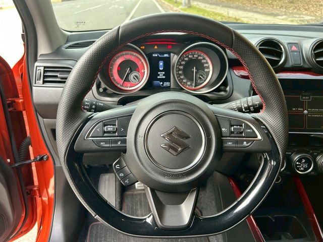 22/23 SPORT 原廠手排/原鈑件/原廠保固/ACC跟車/AEB緊急煞車/車道偏移/盲點/免鑰匙/LED頭燈  第11張相片