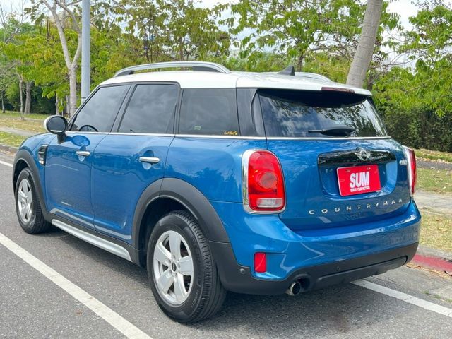 一手車原鈑件/低里程/6安/觸控式螢幕主機/倒車顯影/電尾門/藍芽音樂  第5張相片
