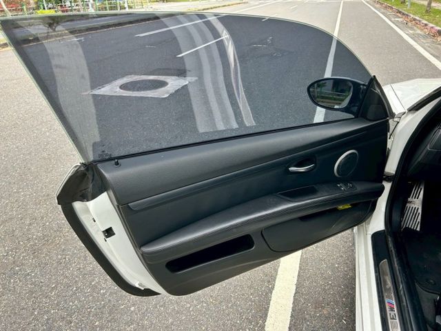 M3 COUPE/CARBON車頂/摸門解鎖/閥門/可貸款  第13張相片