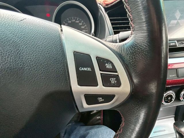 io版/跑車椅/空力套件/定速/換檔撥片/倒車顯影/天窗/可全額貸款  第13張相片