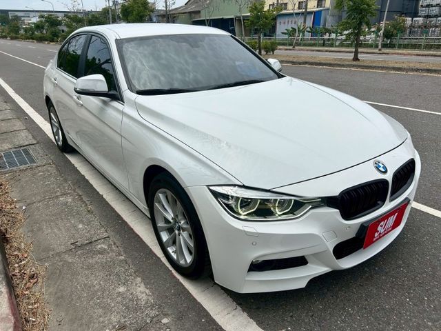 總代理小改款/M版保桿/LED感應頭尾燈/摸門解鎖/6安/記憶電動椅/換檔撥片/倒車顯影  第1張相片