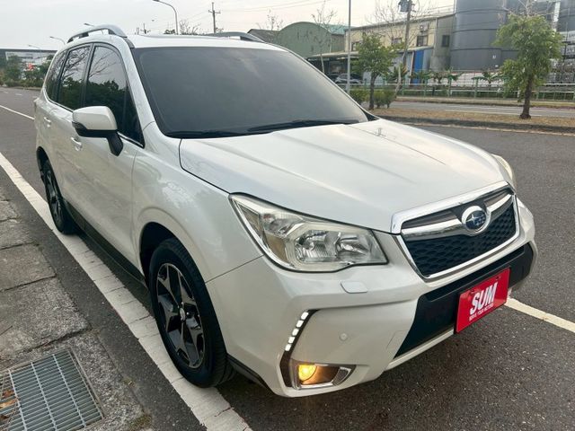 一手車/頂級XT-P/原鈑件/免鑰匙/天窗/電尾門/電動椅/4WD/HID頭燈/升級安卓機/定速/換檔撥片  第1張相片