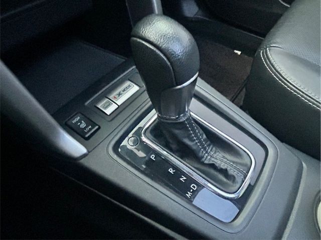 一手車/頂級XT-P/原鈑件/免鑰匙/天窗/電尾門/電動椅/4WD/HID頭燈/升級安卓機/定速/換檔撥片  第13張相片