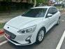 一手車/低里程/6安/定速/倒車顯影/觸控式影音螢幕/CARPLAY/AUTOHOLD/雙區溫控  第3張縮圖