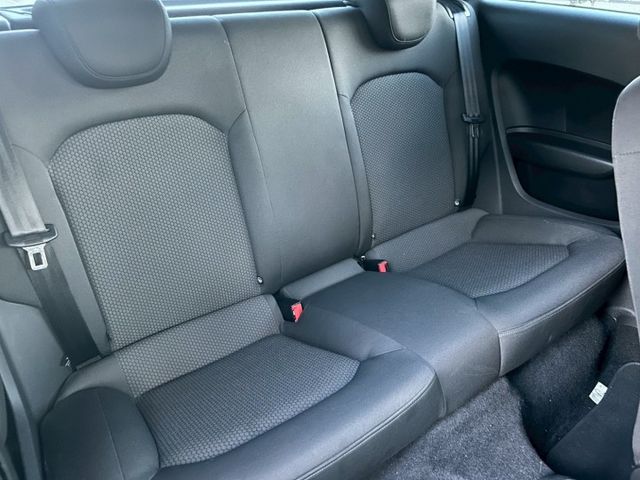 小改款1.0渦輪/6安/倒車顯影/內外氣氛漂亮/稅金最低的安全性小車/可全額貸款  第16張相片