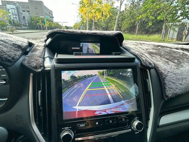 一手車原廠保養/免鑰匙/ACC跟車/AEB緊急煞車/車偏/盲點/7安/電尾門/LED主動轉向頭燈/記憶電動椅  第14張相片