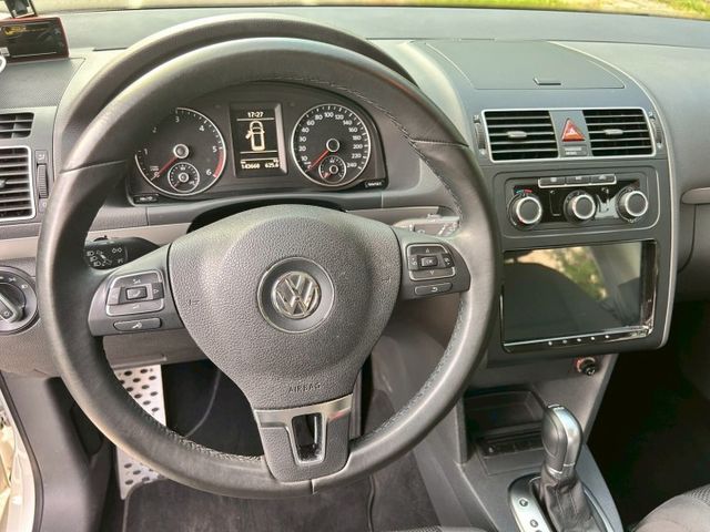 一手車/原鈑件/低里程/全景天窗/大螢幕安卓機/6安/倒車顯影/內外氣氛漂亮  第9張相片