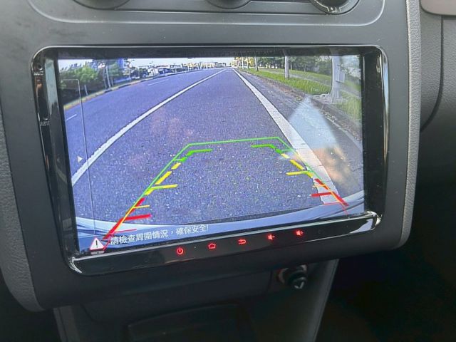 一手車/原鈑件/低里程/全景天窗/大螢幕安卓機/6安/倒車顯影/內外氣氛漂亮  第12張相片