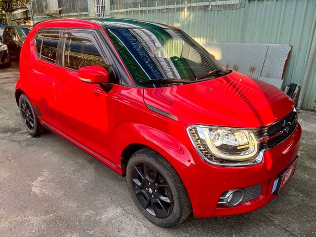 一手原鈑件/超低里程只跑5萬/免鑰匙/6安/升級安卓機/倒車顯影/定速/導航/藍芽音樂/可全額貸款  第3張相片