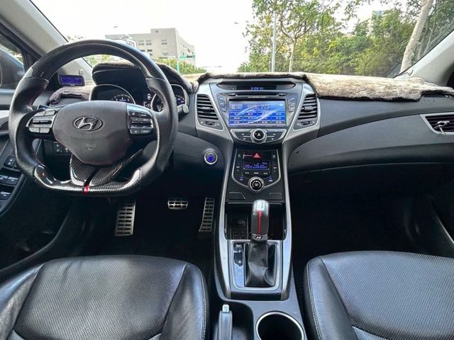 一手車原鈑件/EX旗艦版/免鑰匙/排氣管閥門/方向盤/空力套件/6安/倒車顯影/分區溫控/可貸款  第9張相片