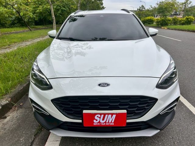 任性版/一手車/原鈑件B&O音響/ACC跟車/盲點/免鑰匙/LED頭燈/電動椅/分區溫控/CARPLAY/倒影  第2張相片