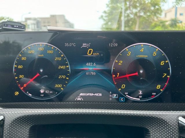 總代理AMG CLA 45 S 4MATIC/一手車原廠保養/原鈑件/雙認證/AMG可調式聲浪/夜色套件/空力套件  第10張相片