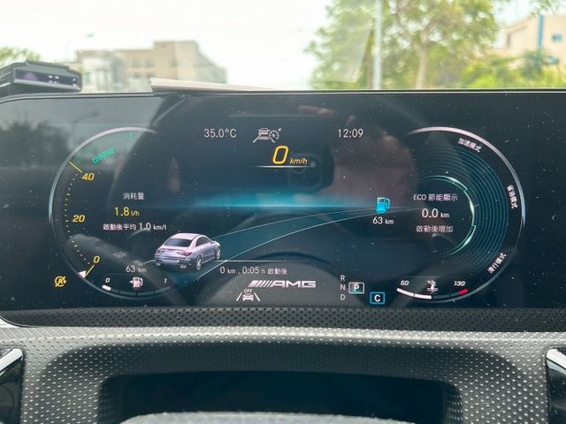 總代理AMG CLA 45 S 4MATIC/一手車原廠保養/原鈑件/雙認證/AMG可調式聲浪/夜色套件/空力套件  第11張相片