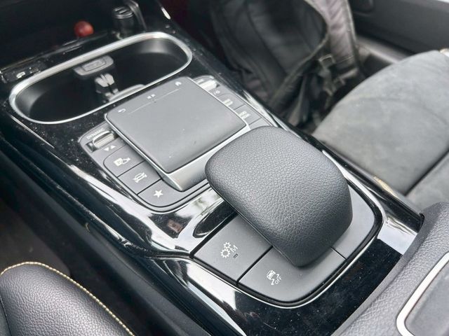 總代理AMG CLA 45 S 4MATIC/一手車原廠保養/原鈑件/雙認證/AMG可調式聲浪/夜色套件/空力套件  第16張相片