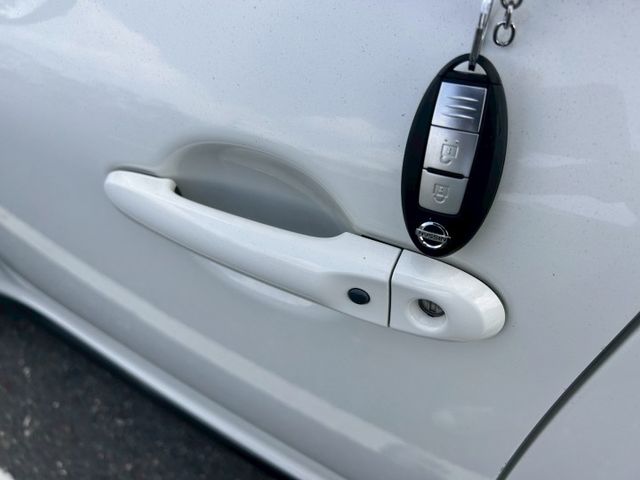 原鈑件/TURBO 4WD/里程少跑/免鑰匙/HID頭燈/雙前電熱椅/倒車顯影/定速/導航  第8張相片