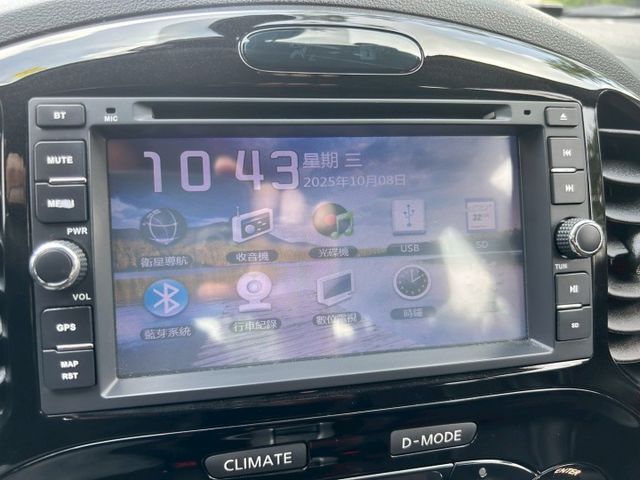 原鈑件/TURBO 4WD/里程少跑/免鑰匙/HID頭燈/雙前電熱椅/倒車顯影/定速/導航  第13張相片