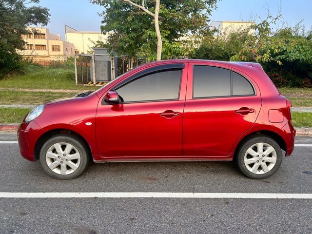 一手車原鈑件/低里程/內外氣氛漂亮/雙安/恆溫/省油小車  第4張相片