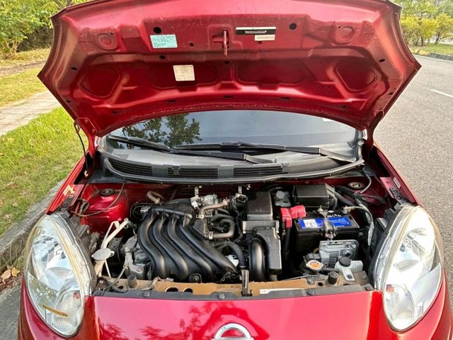 一手車原鈑件/低里程/內外氣氛漂亮/雙安/恆溫/省油小車  第8張相片