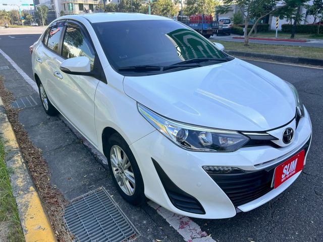 省油省稅國民小車/原鈑件/內外氣氛漂亮/雙安/循跡防滑/ISOFIX/可貸款  第1張相片