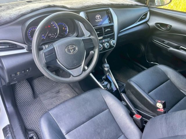 省油省稅國民小車/原鈑件/內外氣氛漂亮/雙安/循跡防滑/ISOFIX/可貸款  第9張相片