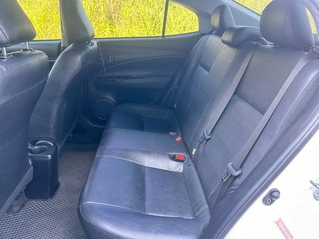 省油省稅國民小車/原鈑件/內外氣氛漂亮/雙安/循跡防滑/ISOFIX/可貸款  第15張相片