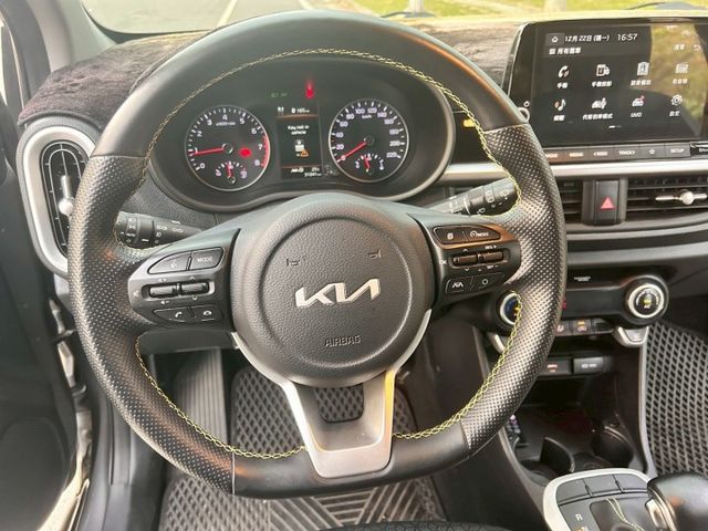 X-LINE一手車/原鈑件/免鑰匙/7安/AEB主動煞停/CARPLAY/車道偏移維持輔助  第10張相片