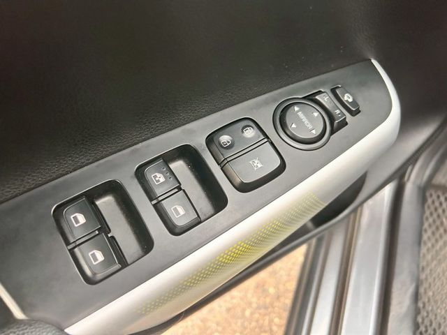 X-LINE一手車/原鈑件/免鑰匙/7安/AEB主動煞停/CARPLAY/車道偏移維持輔助  第17張相片