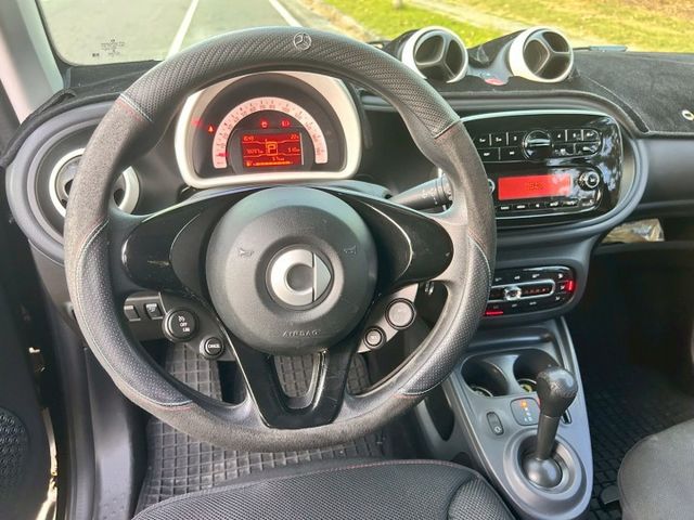 FORTWO COUPE/原鈑件/低里程只跑7萬/1.0稅金/定速/4安/藍芽音樂/全景天窗  第10張相片