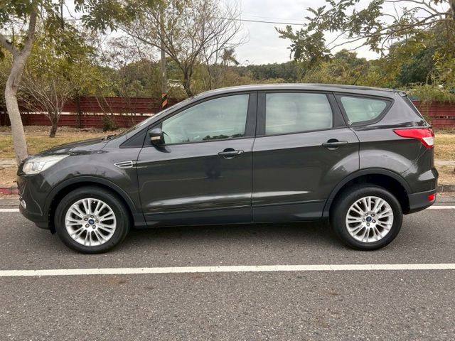 一手車/5安/大空間/ 高強度車身安全性極佳/ISOFIX  第4張相片