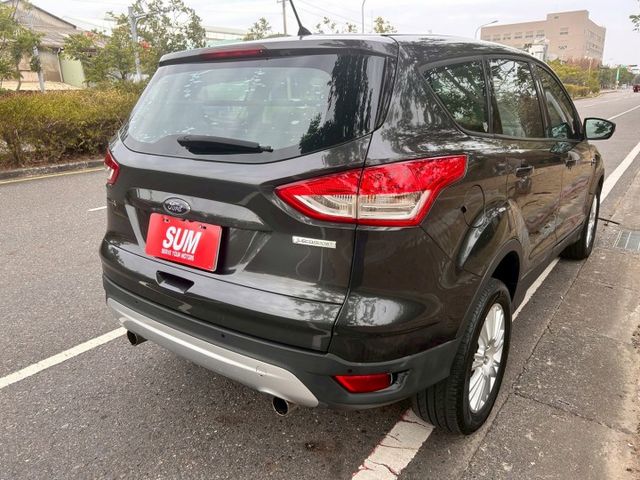 一手車/5安/大空間/ 高強度車身安全性極佳/ISOFIX  第7張相片