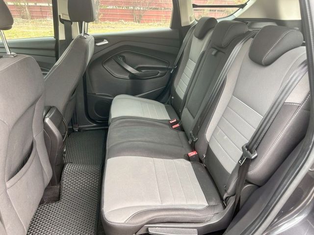 一手車/5安/大空間/ 高強度車身安全性極佳/ISOFIX  第15張相片