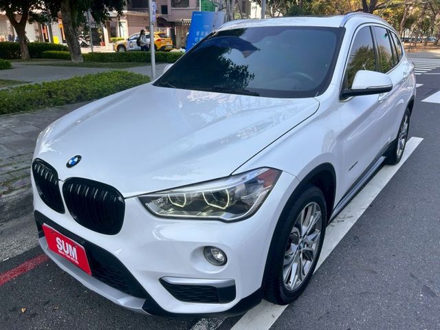 28I/原鈑件/4WD/全景天窗/安卓機/LED頭燈/記憶電動椅/電尾門/免鑰匙/分區溫控/內外氣氛漂亮  第3張相片