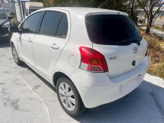 G版皮椅/低里程/雙安/音響快控鍵/恆溫/ISOFIX/內外氣氛漂亮  第3張相片